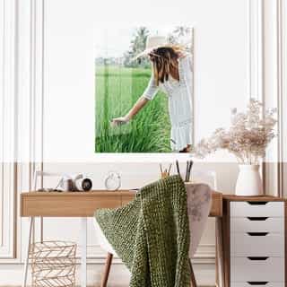 Photo sur plexiglas dans le salon